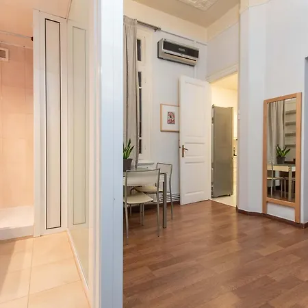 Apartment Acheiropoietos